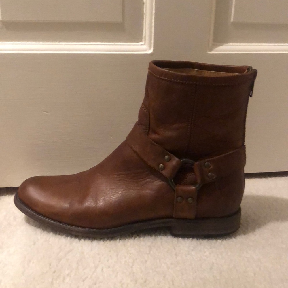 SOLD Frye Tan Phillip Harness Short Boot